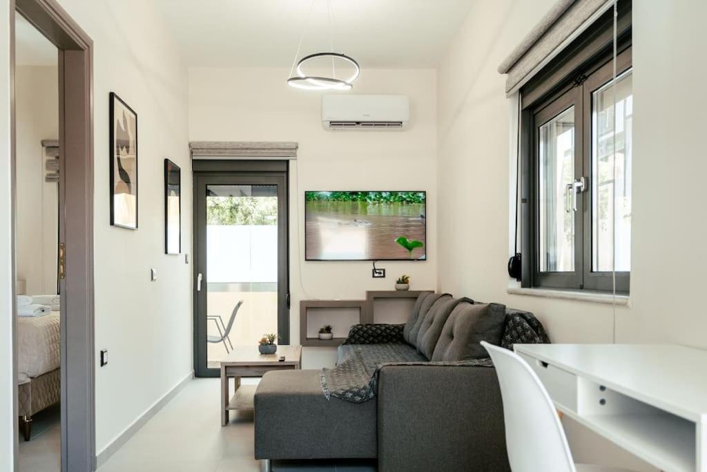 Comfy Corner Luxury Apartment 干尼亞 外观 照片